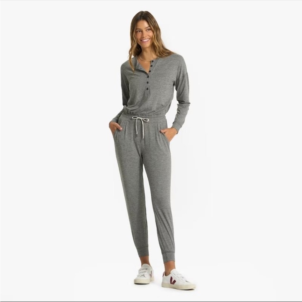 Vuori Heather Gray Women's Jumpsuit